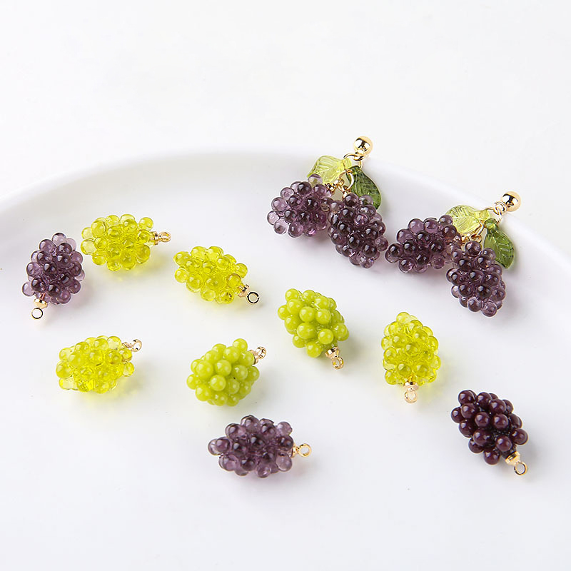 Resin Art Handmade - 6pcs Cute Little Grapes Resin Charms