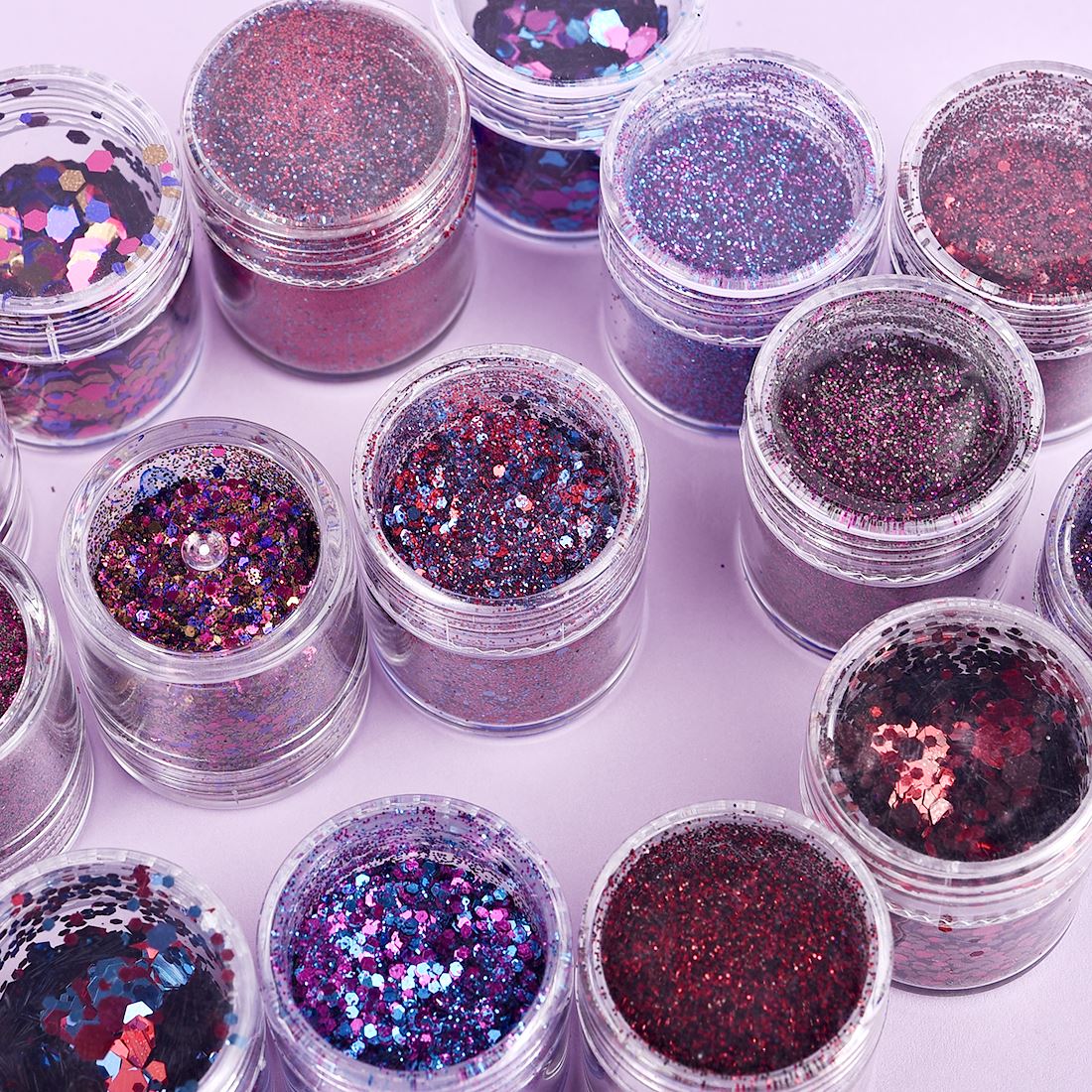 4/5 bottles Dreamlike Glitter  - Glitter Powder Resin recension och pris