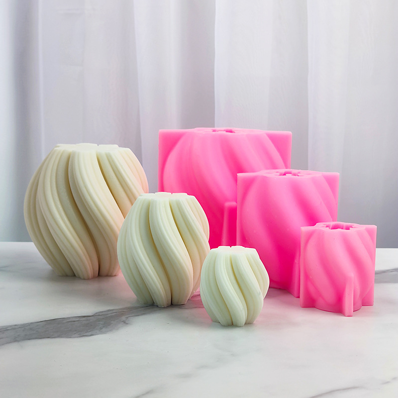 Geometric Striped Column Candl - Resin Art Furniture recension och pris